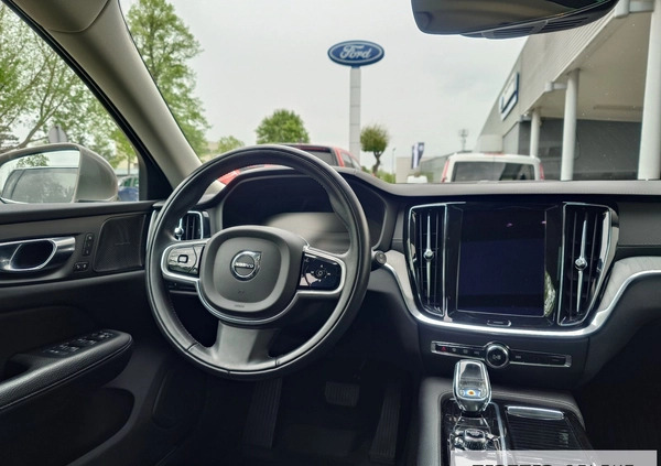 Volvo V60 cena 174900 przebieg: 92665, rok produkcji 2021 z Sulmierzyce małe 781